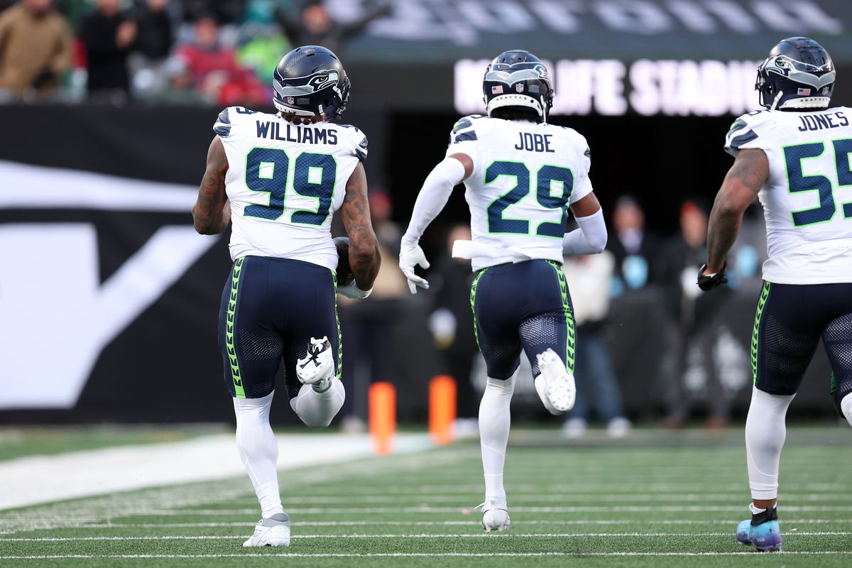 Week 13 Recap: Seahawks Take Down Jets 26-21